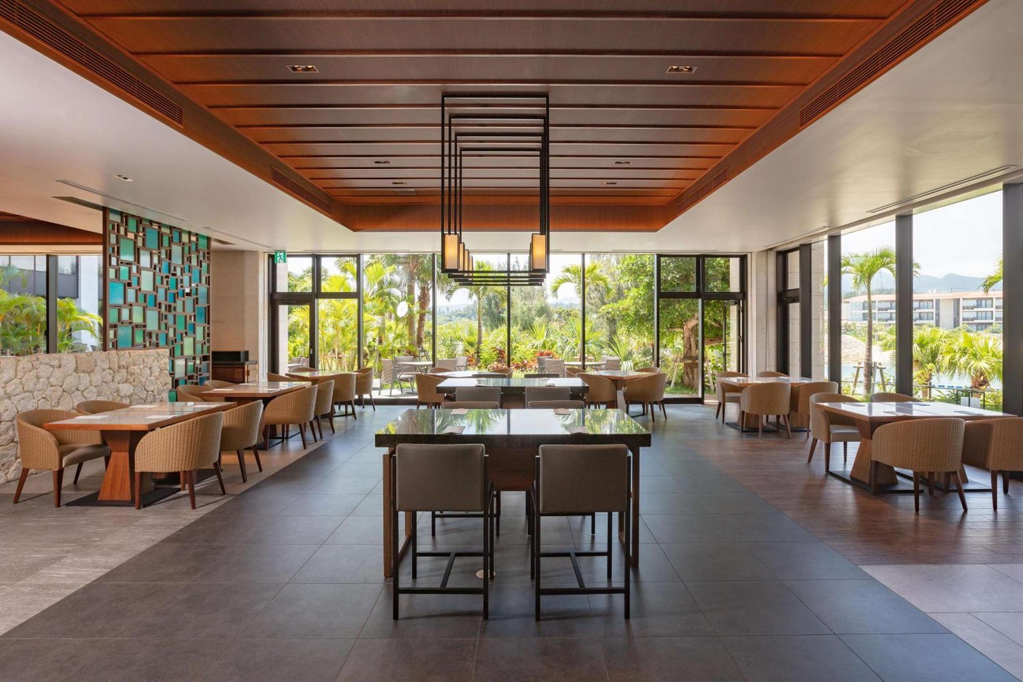 Hyatt Regency Seragaki Island Okinawa 5*