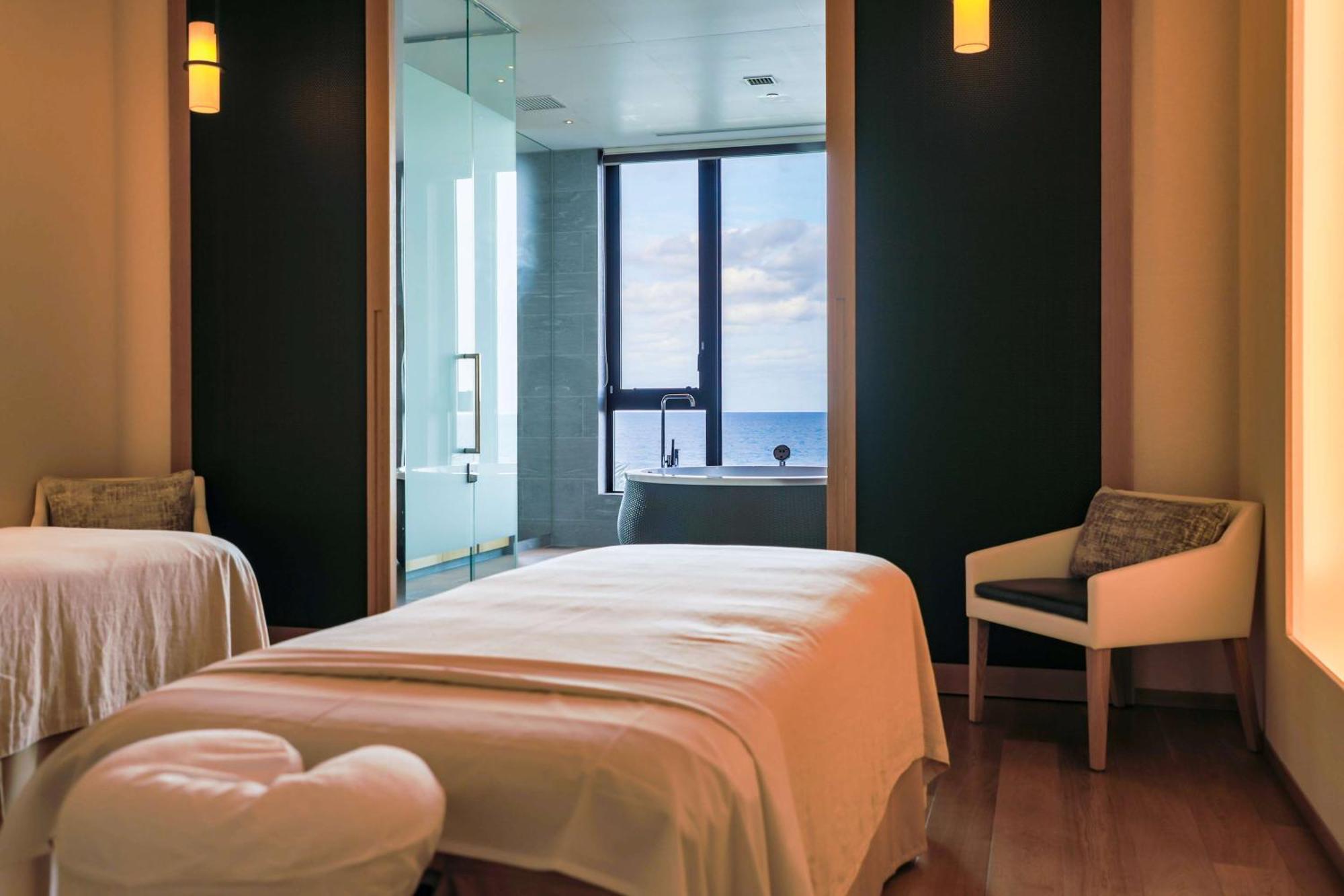 Resort Hyatt Regency Seragaki Island Okinawa